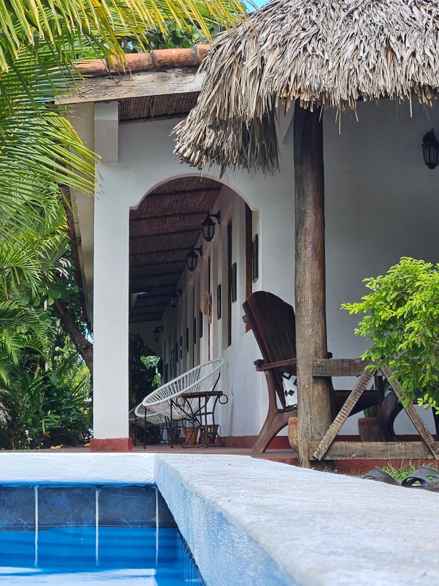 Hotel Tranquilo Las Peñitas Exterior foto